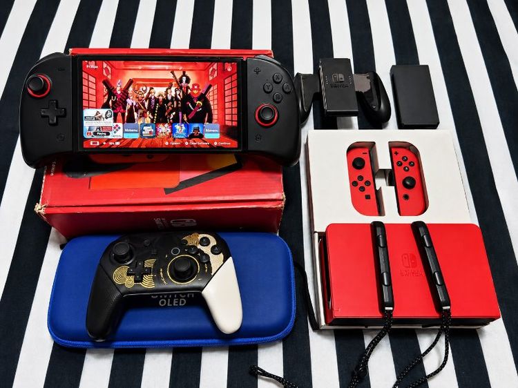 เครื่องเกมส์นินเทนโด เชื่อมต่อไร้สายได้ Nintendo switch Oled Red Mario(Moded)แปลงเล่น 3ระบบ 256GB ครบกล่อง