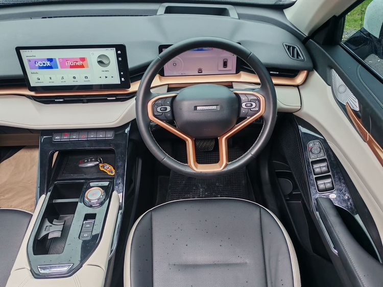 GWM Haval H6 2023 1.5 Hybrid Ultra Utility-car ปลั๊กอินไฮบริด (PHEV) ไม่ติดแก๊ส เกียร์อัตโนมัติ ขาว รูปที่ 4