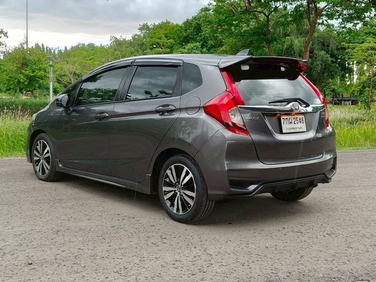 Honda Jazz 2018 1.5 RS+ Sedan เบนซิน ไม่ติดแก๊ส เกียร์อัตโนมัติ เทา รูปที่ 4