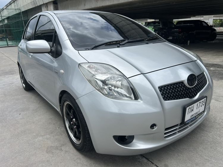รถ Toyota Yaris 1.5 E Limited สี บรอนซ์เงิน