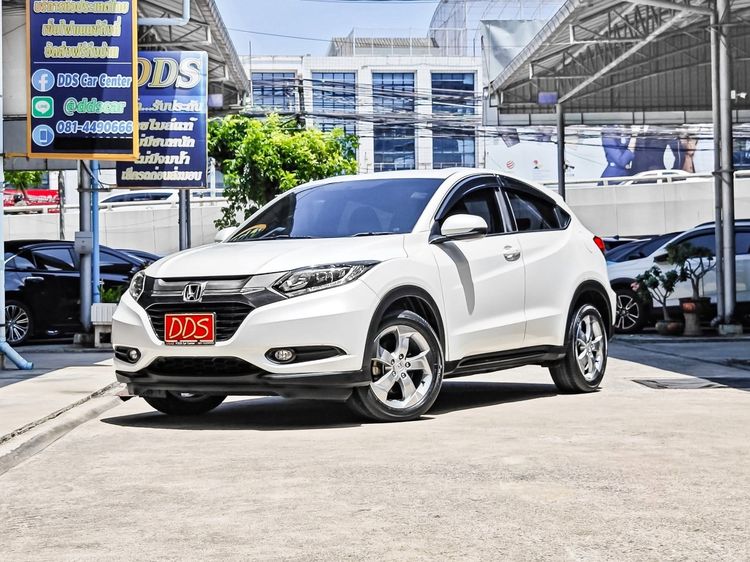 Honda HR-V 2015 1.8 E Utility-car เบนซิน เกียร์อัตโนมัติ ขาว รูปที่ 2