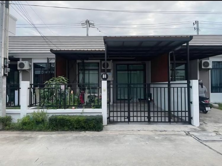ขายบ้านทำเล: หมู่บ้านเดอะเซ็นทรัลทาวน์ 2 จังหวัดชลบุรี