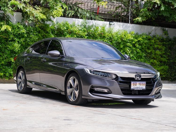 รถ Honda Accord 2.0 Hybrid Tech สี เทา