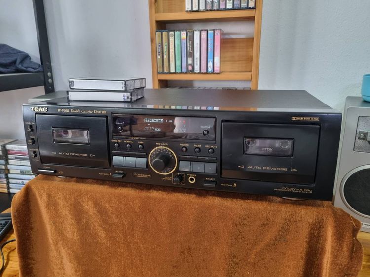 TEAC W-790R ไฟ 220V.  เทปใบ้ 2 หลุ่ม สวยเสียงดีพร้อมใช้ รูปที่ 2