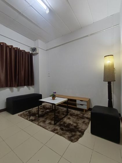 ขายและให้เช่า