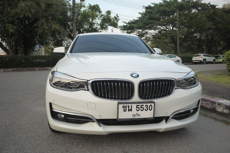 BMW Series 3 2019 320d Sedan ดีเซล เกียร์อัตโนมัติ ขาว รูปที่ 2