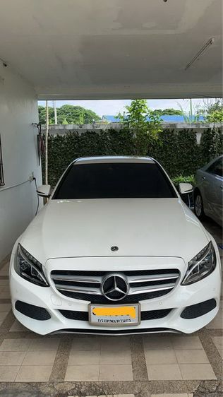 รถ Mercedes-Benz C-Class C350e สี ขาว
