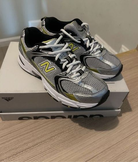 New Balance 530
