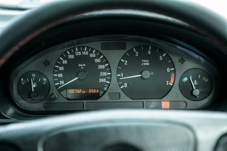 BMW Series 3 1997 320d เบนซิน เขียว รูปที่ 2