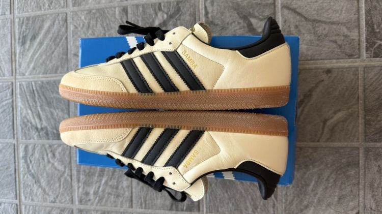รองเท้า adidas รูปที่ 12