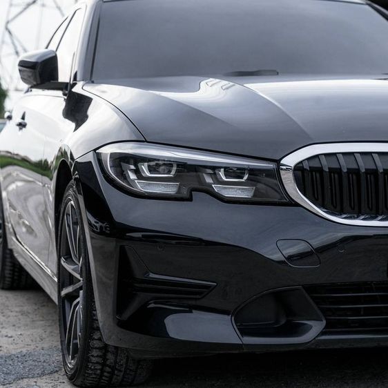BMW Series 3 2020 320d Sedan ดีเซล ดำ รูปที่ 2
