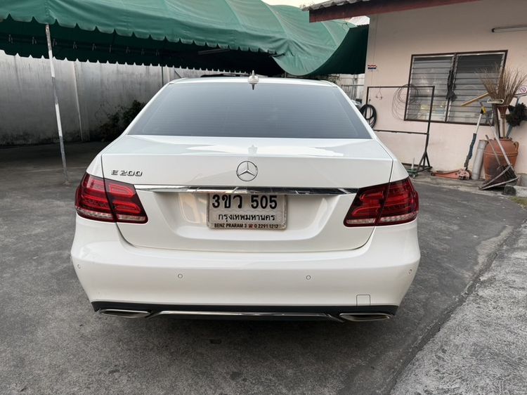 Mercedes-Benz E-Class 2015 E200 Sedan เบนซิน ไม่ติดแก๊ส เกียร์อัตโนมัติ ขาว รูปที่ 4