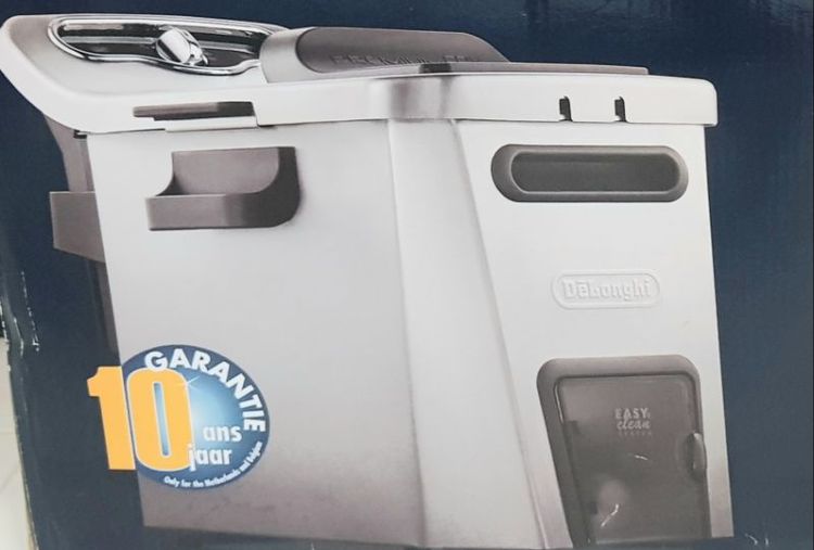 DeLonghi รุ่น F44532CZ หม้อทอดไฟฟ้าวางบนเคาน์เตอร์ครัว  5 ลิตร 3,200 วัตต์( ของใหม่ ))