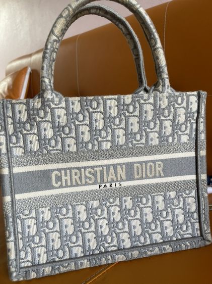 Dior tote book( A++💢)