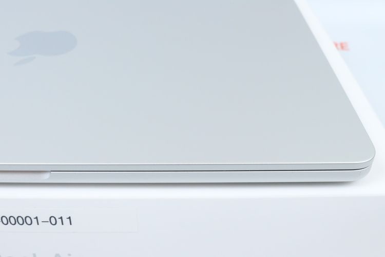 MacBook Air M5 13" 24.1TB  รูปที่ 8