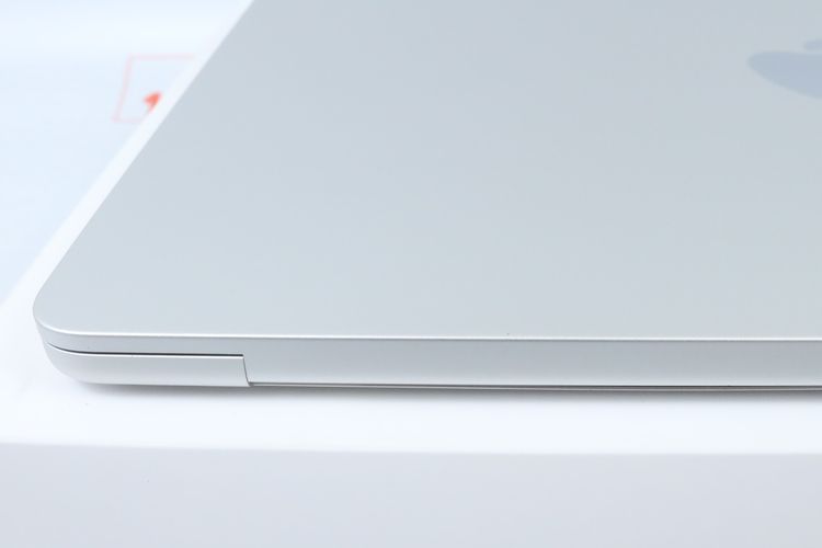 MacBook Air M5 13" 24.1TB  รูปที่ 9