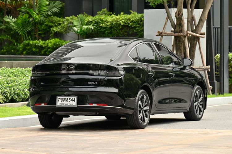 BYD Seal 2025 Premium RWD Sedan ปลั๊กอินไฮบริด (PHEV) ไม่ติดแก๊ส เกียร์อัตโนมัติ ดำ รูปที่ 4