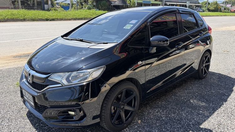 Honda Jazz 2017 1.5 S i-VTEC Sedan เบนซิน เกียร์อัตโนมัติ ดำ