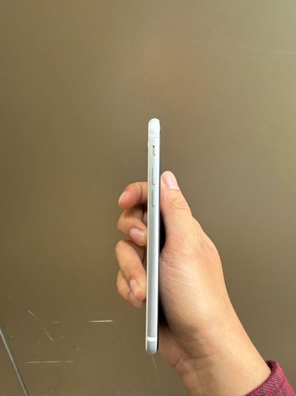 iPhone SE 2 รูปที่ 3