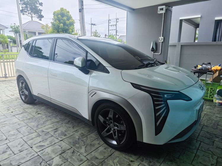 Aion Y Plus 2024 490 Premium Utility-car ไฟฟ้า ไม่ติดแก๊ส เกียร์อัตโนมัติ ขาว