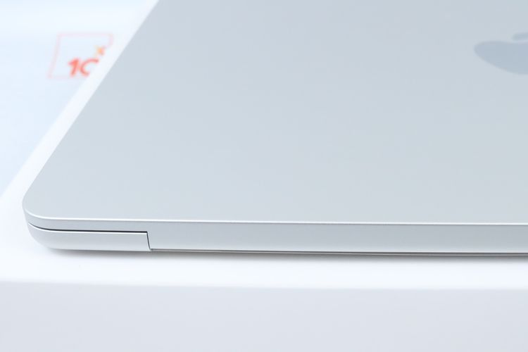 MacBook Air M5 13" 24.1TB รูปที่ 8