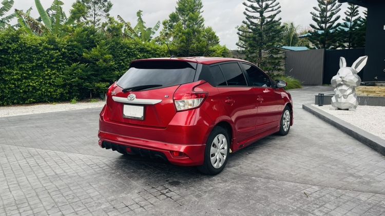 Toyota Yaris 2014 1.5 E เบนซิน เกียร์อัตโนมัติ แดง รูปที่ 3