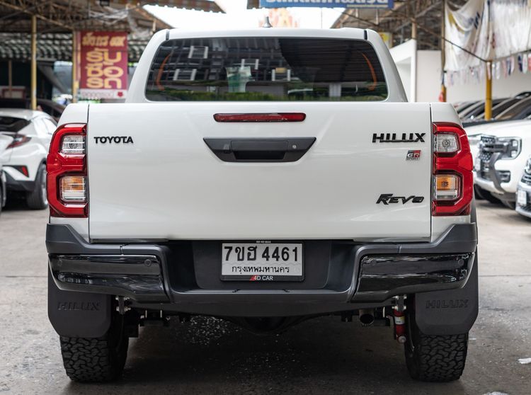 Toyota Hilux Revo 2025 2.8 4WD GR Sport Wide Tread Double Cab Pickup ดีเซล ไม่ติดแก๊ส เกียร์อัตโนมัติ ขาว รูปที่ 4