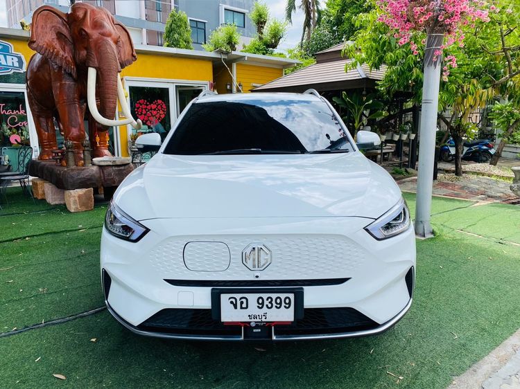 MG ZS 2025 EV Utility-car ไฟฟ้า ไม่ติดแก๊ส เกียร์อัตโนมัติ ขาว