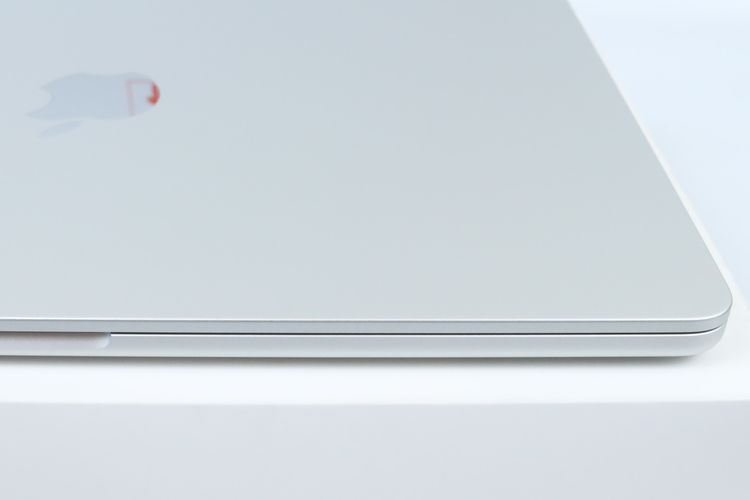 MacBook Air M5 13" 24.1TB  รูปที่ 7