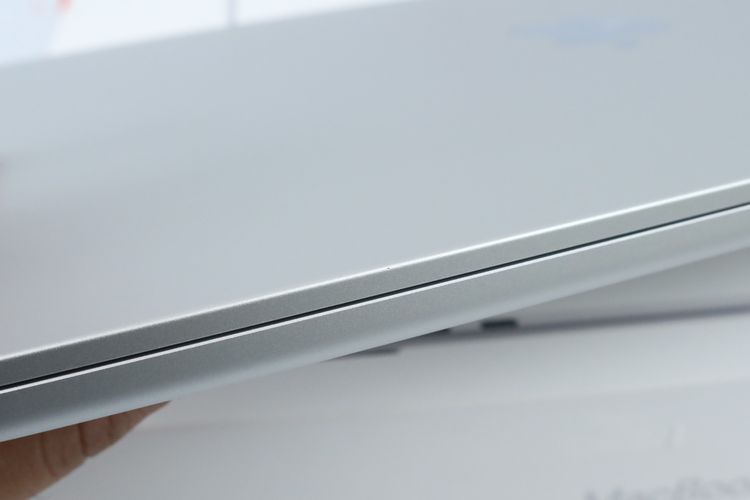 MacBook Air M5 13" 24.1TB  รูปที่ 11