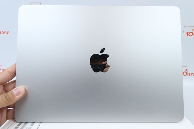 MacBook Air M5 13" 24.1TB  รูปที่ 12