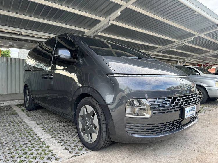 รถ Hyundai Staria PREMIUM 2.2 สี เทา