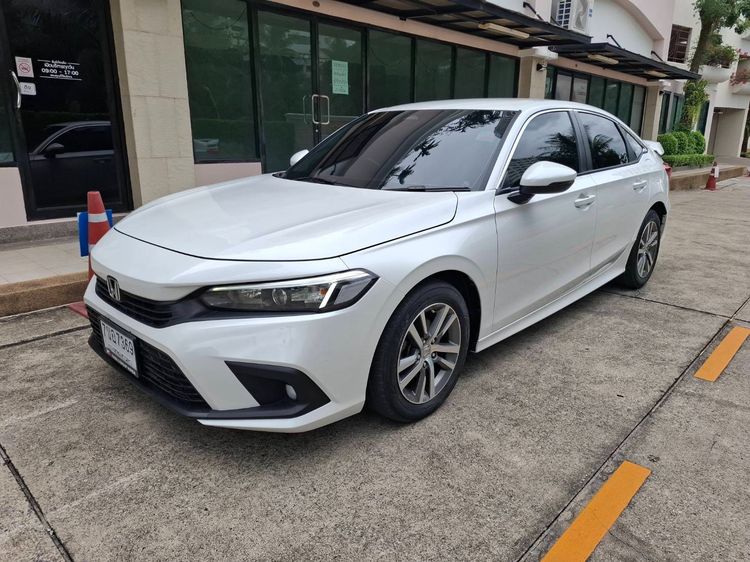 รถ Honda Civic 1.5 EL+ สี ขาว
