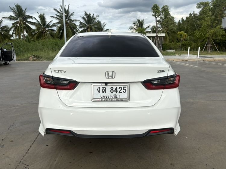 Honda City 2024 1.0 V Sedan เบนซิน เกียร์อัตโนมัติ ขาว รูปที่ 4
