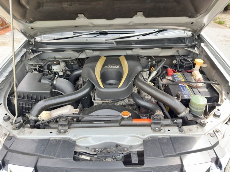Isuzu D-MAX 2012 2.5 EX Pickup ดีเซล ไม่ติดแก๊ส เกียร์ธรรมดา บรอนซ์เงิน รูปที่ 3