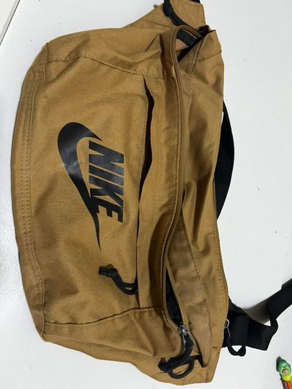 ลินิน ชาย น้ำตาล กระเป๋า  nike แท้