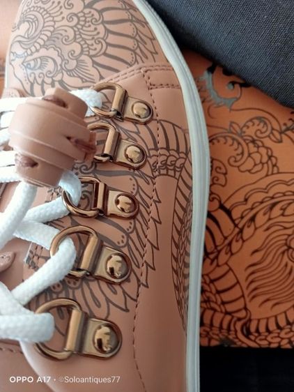 รองเท้าผู้หญิง Tod's x Saira Hunjan "Tattoo" รุ่นลิมิเต็ดเอดิชั่น ขนาด EU35 รูปที่ 4