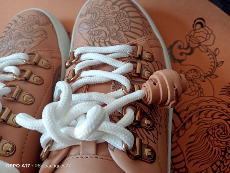 รองเท้าผู้หญิง Tod's x Saira Hunjan "Tattoo" รุ่นลิมิเต็ดเอดิชั่น ขนาด EU35 รูปที่ 12