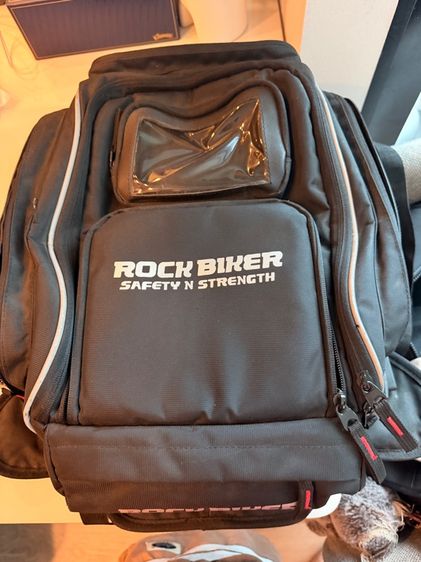 กระเป๋าเป้ขี่มอเตอร์ไซค์ Rock Biker สภาพดี ซิปครบ ใช้งานปกติ