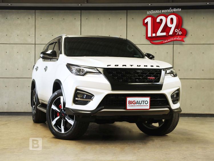 Toyota Fortuner 2020 2.8 TRD Sportivo Utility-car ดีเซล ไม่ติดแก๊ส เกียร์อัตโนมัติ ขาว