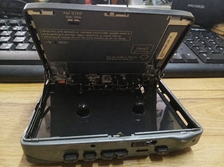 วิทยุเทปคาสเซ็ตแบบพกพา Aiwa JX539 ซาวด์อะเบ้าท์ วินเทจ ยุค 90 บันทึกเสียงสเตอริโอ มัลติซาวด์ หายาก รูปที่ 3