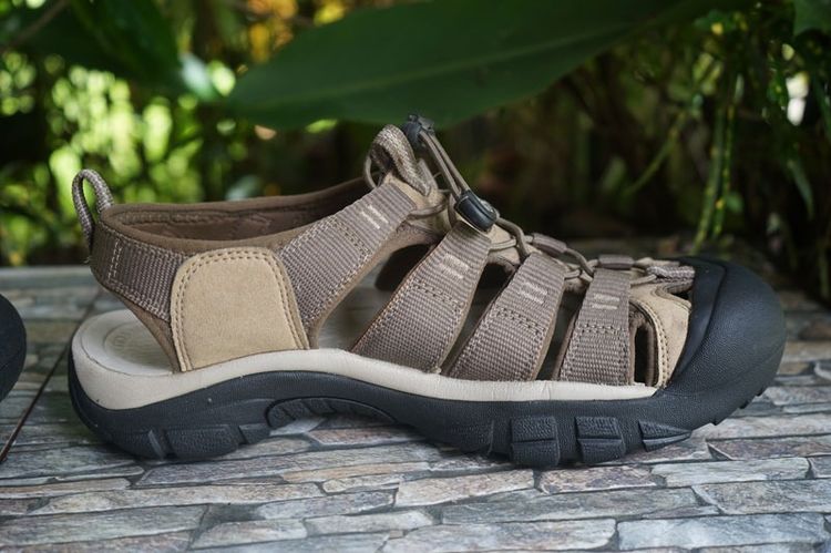 KEEN newport H2 มือสองเกือบใหม่ งานแท้. รูปที่ 9