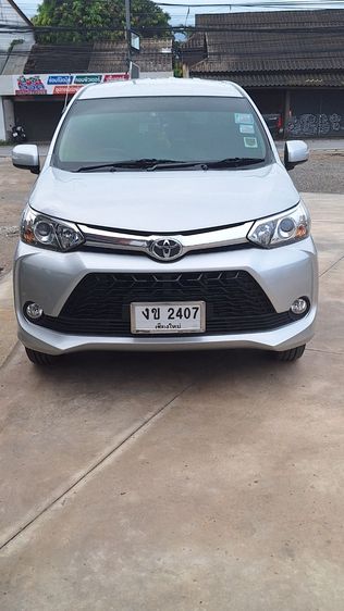 รถ Toyota Avanza Avanza 1.5 S สี บรอนซ์เงิน
