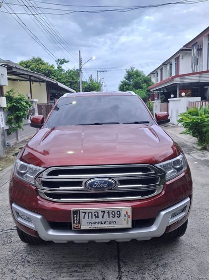 Ford Everest 2017 2.2 Titanium Utility-car ดีเซล ไม่ติดแก๊ส เกียร์อัตโนมัติ แดง
