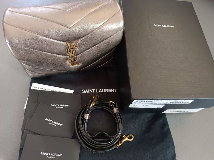 YSL หนังแท้ ทอง Used like very new LouLou Bag Y2019