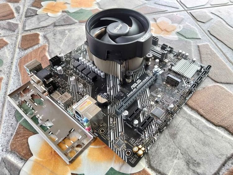SET PC RYZEN R5 4650G+APU VGA + MB A520M รูปที่ 2