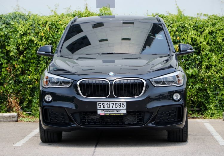 รถ BMW X1 2.0 sDrive20d M Sport สี ดำ