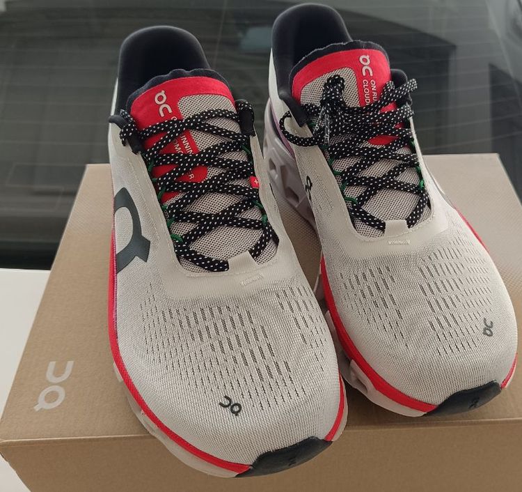 ขาย On Monster 2 สี Ivery/Silver ของใหม่ size 43/275cm ของแท้ 100% รูปที่ 3