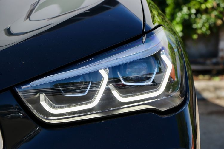 BMW X1 2021 2.0 sDrive20d M Sport Utility-car ดีเซล ไม่ติดแก๊ส เกียร์อัตโนมัติ ดำ รูปที่ 4