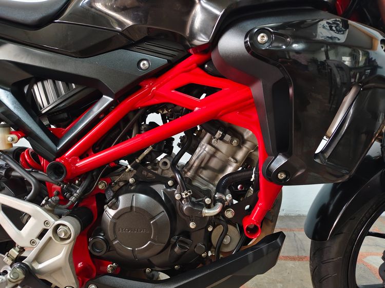 ขาย CB150ABS ไมล์น้อย 8770 ก.ม มีเล่มทะเบียน รูปที่ 12